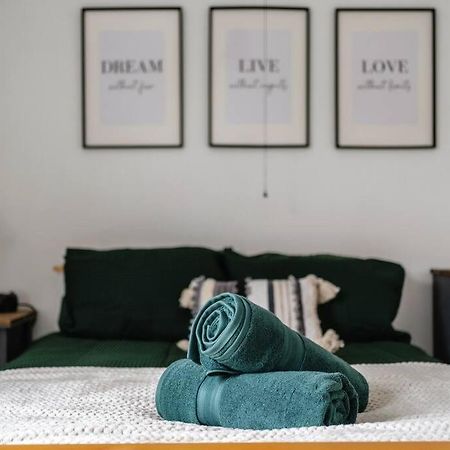 Tranquil Seaside Stay كْليثوربس المظهر الخارجي الصورة